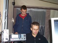 ganz interessiert…